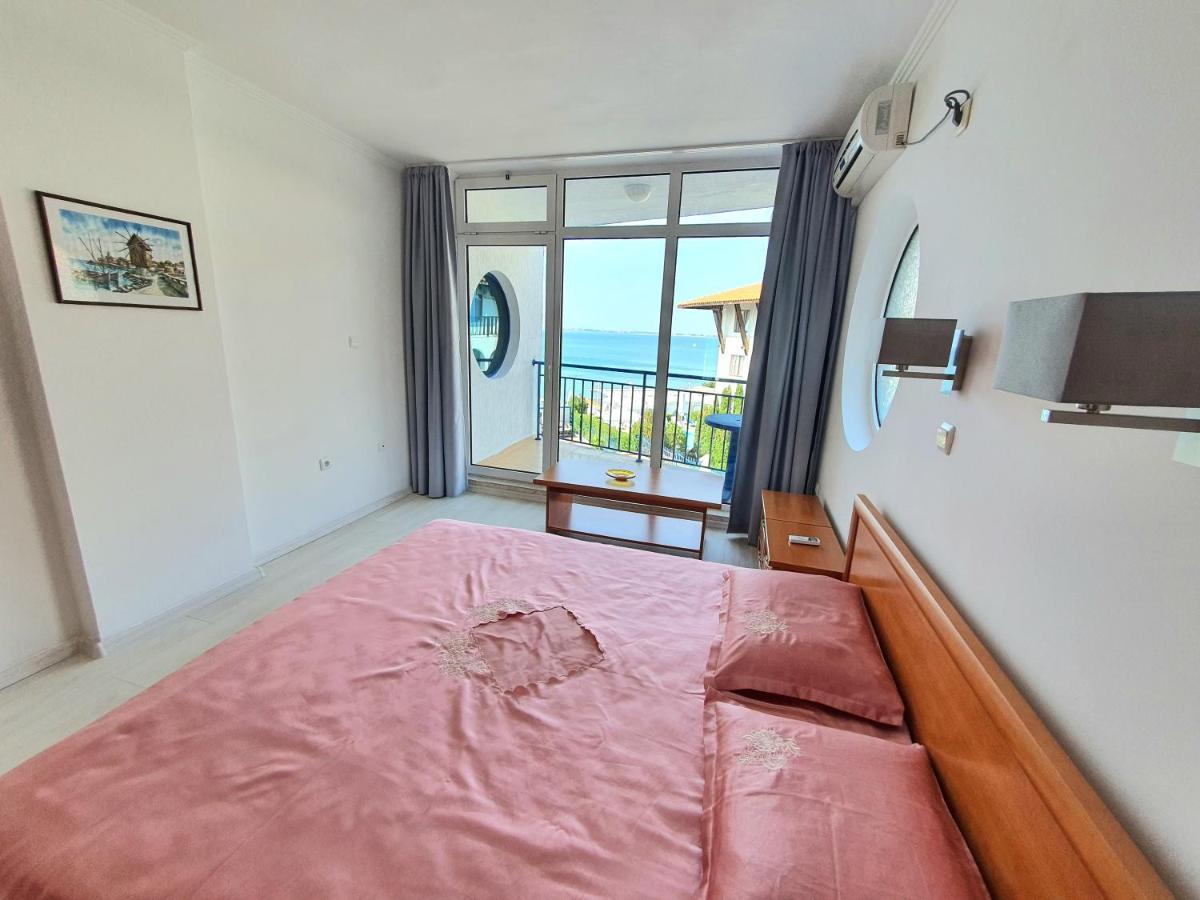 Sveti Vlas Marina Beach Apartment - Vega Village Exteriér fotografie