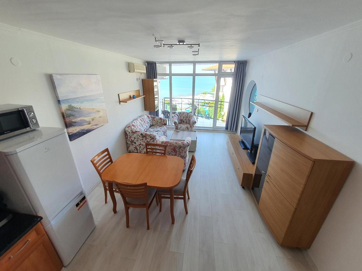 Sveti Vlas Marina Beach Apartment - Vega Village Exteriér fotografie