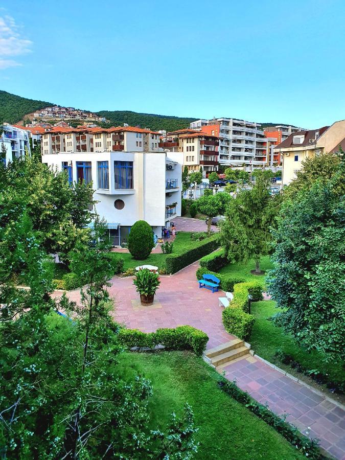 Sveti Vlas Marina Beach Apartment - Vega Village Exteriér fotografie