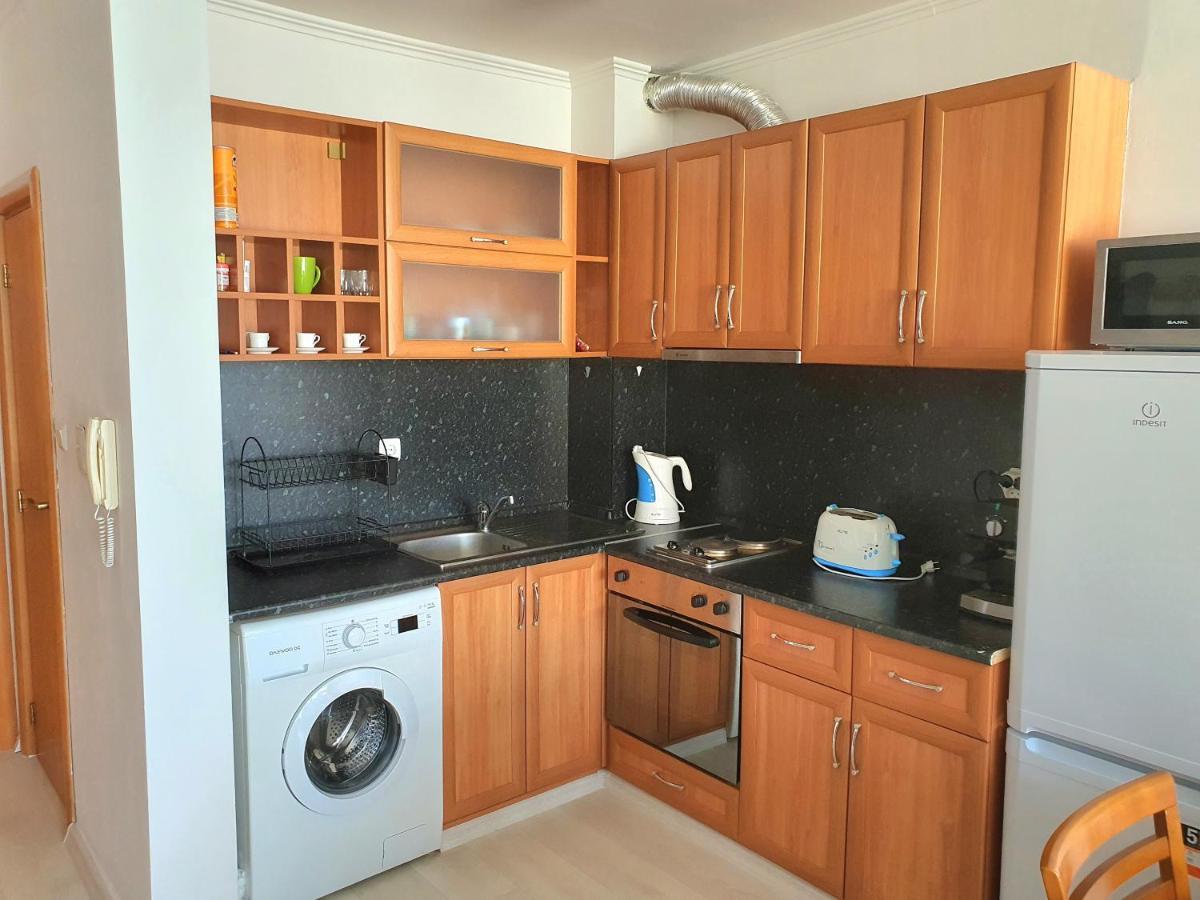 Sveti Vlas Marina Beach Apartment - Vega Village Exteriér fotografie